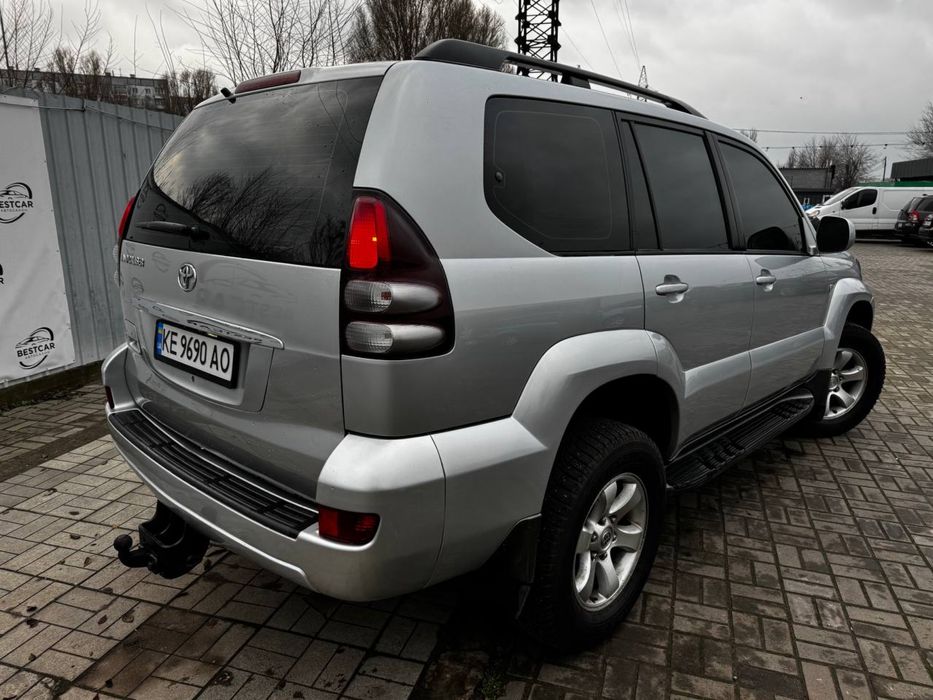 Toyota Land Cruiser 2003г., 4.0 газ/бензин, 7 мест. Обмен, Лизинг