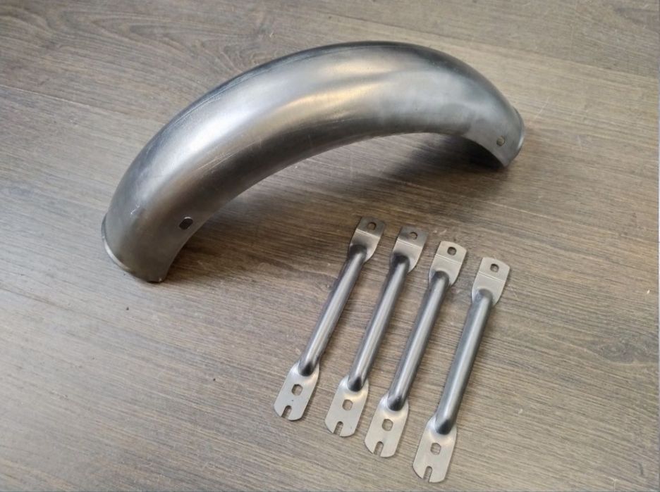 Romet pony motorynka błotnik przód metalowy mocowania kpl bdb