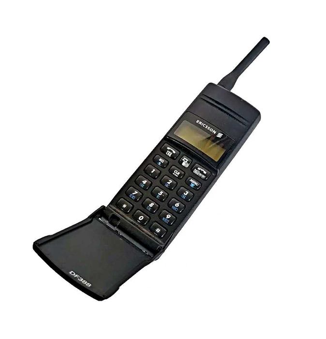 Раритетный телефон Ericsson DF388