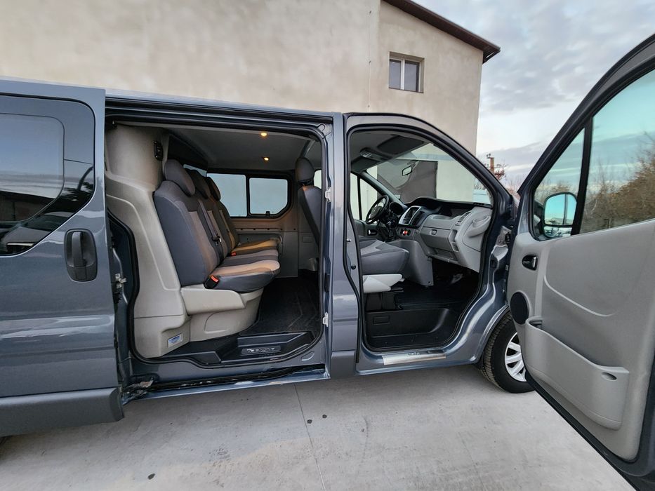 Рено трафік 2012 року, Оригінальний вантажо-пасажир 5 місць