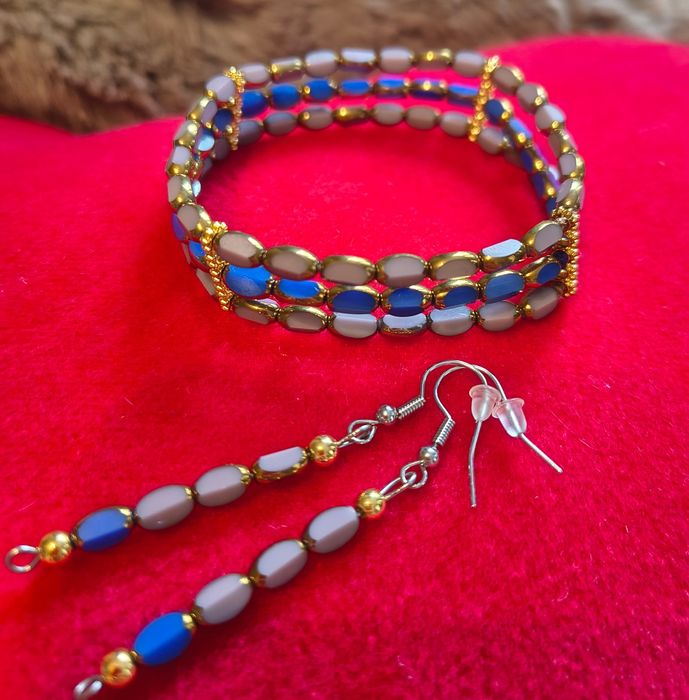 Nowy komplet biżuterii