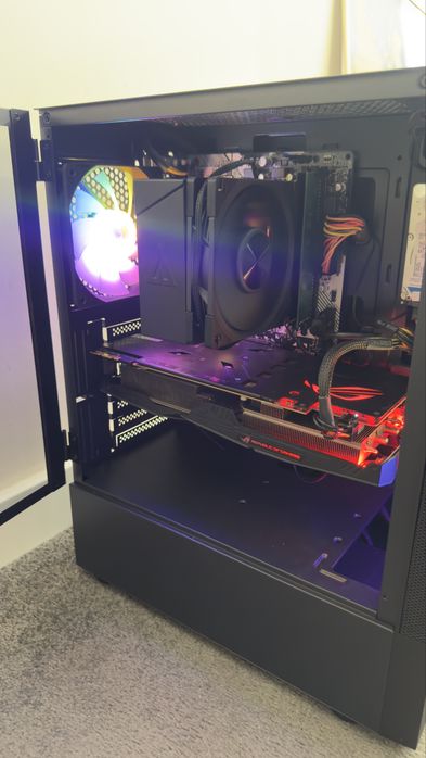 PC Komputer stacjonarny gamingowy GTX 1070TI + Ryzen 5 1600 + 16GB Ram