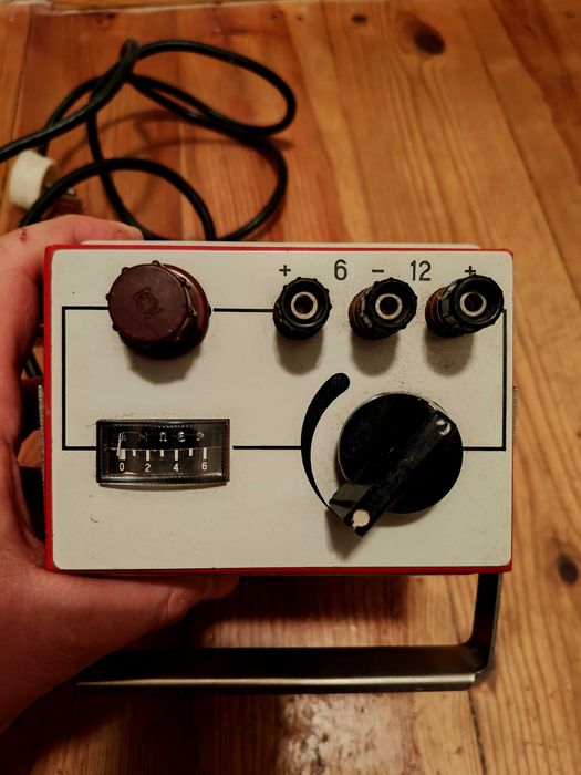 Radziecki prostownik ВУ-71М VU-71M klasyk ZSRR 1978 6V/12V akumulator