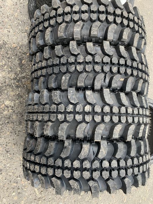 Шини пара болотяні  235/75 R16 Trekker off road 235 75 16