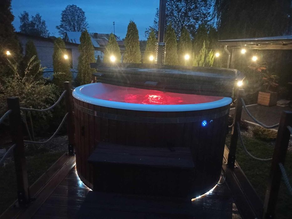 Balia gorąca bania jacuzzi wynajem