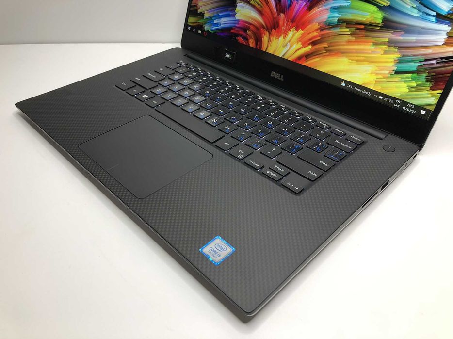 Dell Precision 5520, i7-6820HQ, 16Gb, 256Gb, Quadro M1200 4Gb, FHD IPS