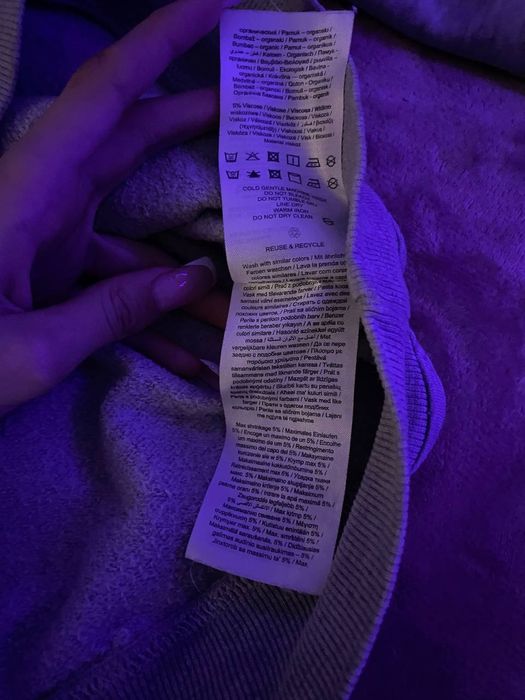 серый свитшот женский