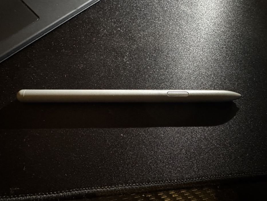 OKAZJA !!! Samsung galaxy tab s9 fe 6/128 + klawiatura oryginalna