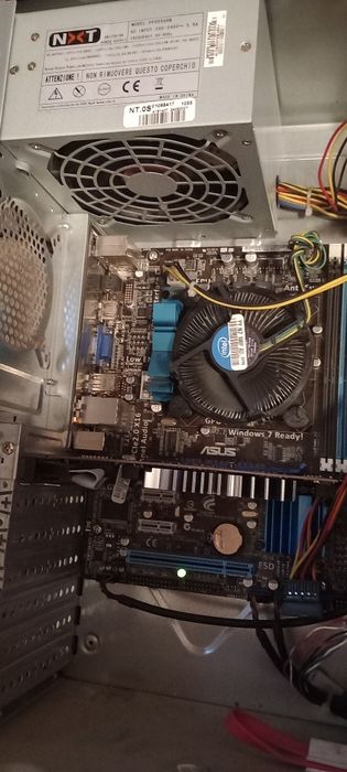 Системні блоки.2500,за,1шт