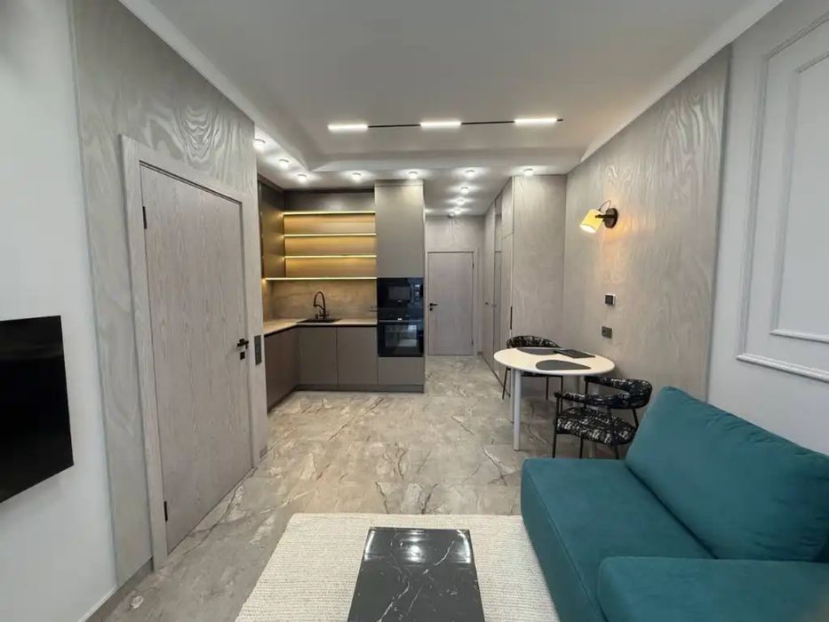 Сдам 2ком квартиру ЖК Небо паркинг генератор лифт тепло вода