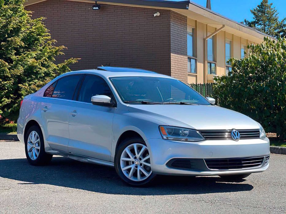 Volkswagen Jetta SE PZEV      2013
