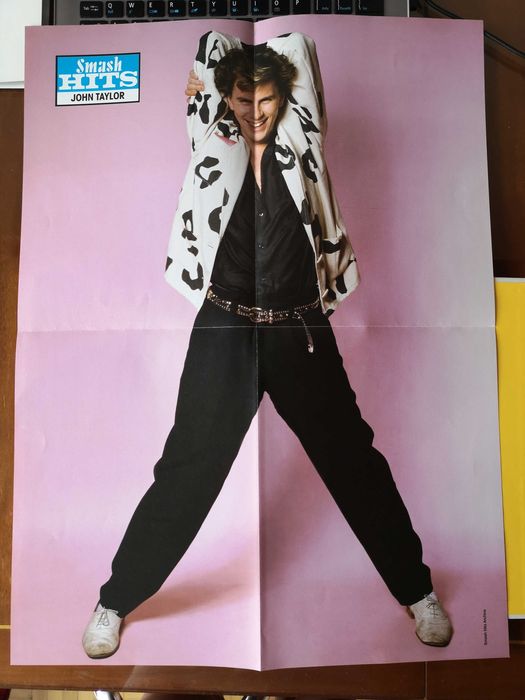 The Best of Smash Hits the '80s, książka i plakat