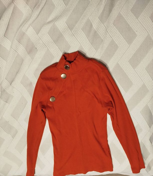 Продам 3 жіночі кофтини