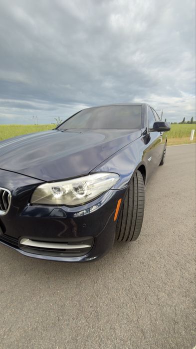 BMW 528i X-Drive 2014 рік