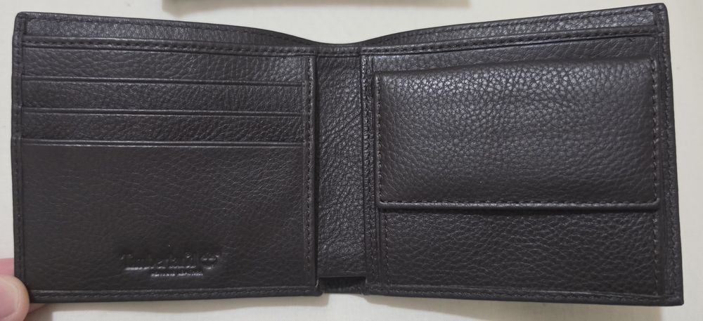 Carteira Timberland nova