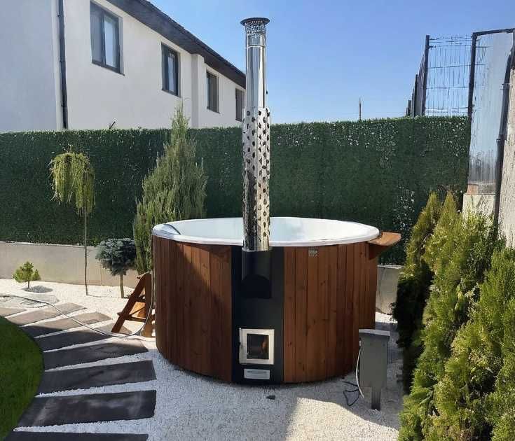 Balia ogrodowa Jacuzzi Gorąca beczka Piec wbudowany Hot Tube Premium