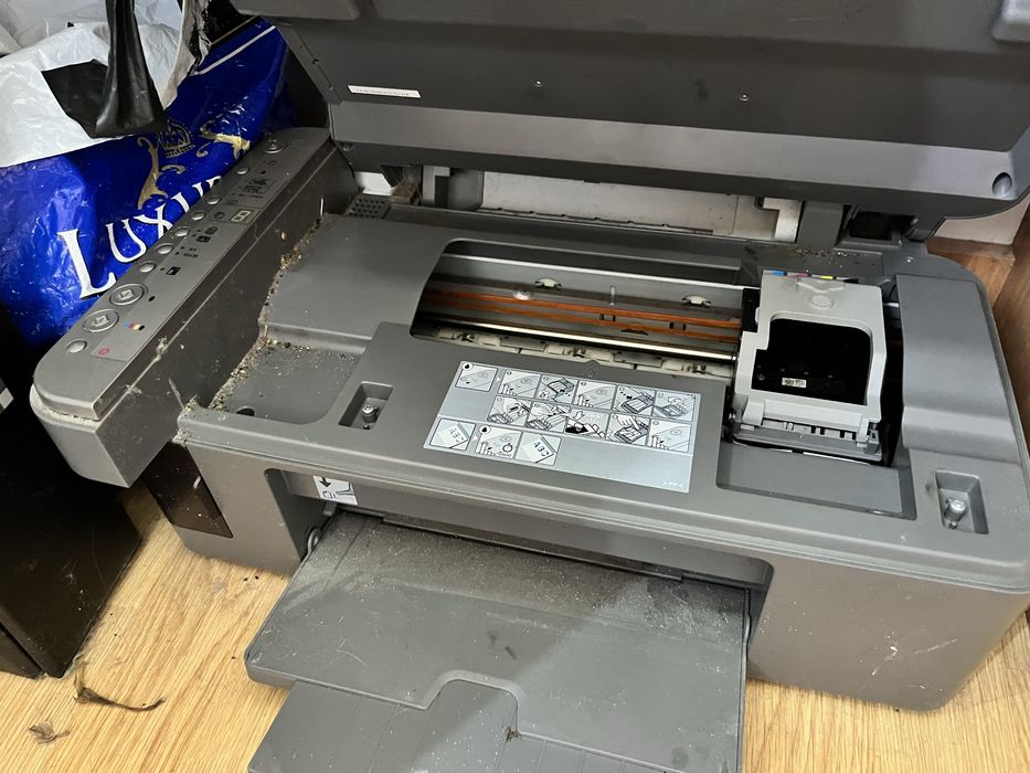 принтер сканер Epson Stylus Photo rx425 неробочий