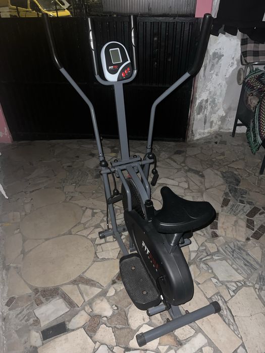 Fit Fiu Fitness; Bicicleta e Eliptica 2 num só.