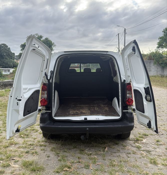 Citroen berlingo 1.6 hdi automática 3 lugares