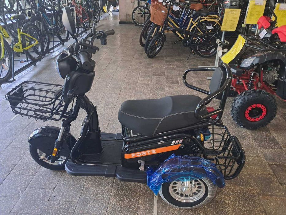 Трицикл  Forte S1-P 600