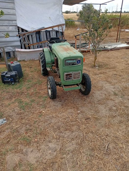 Mini trator 18cv