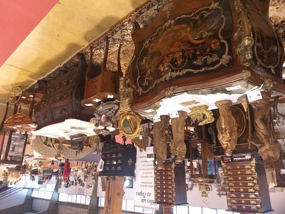 Móveis e decoração