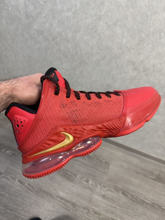 Кроссовки nike Lebron 19