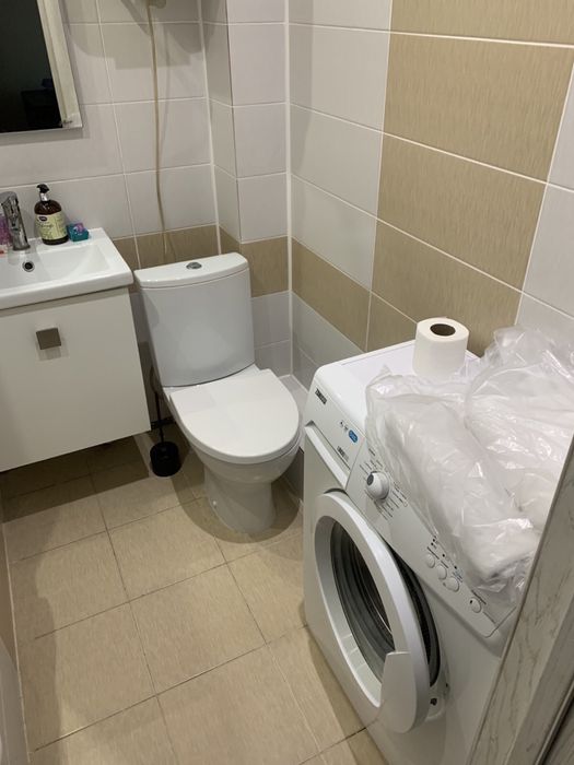 Квартира подобово в новому будинку з парковкою.Світло 24/7