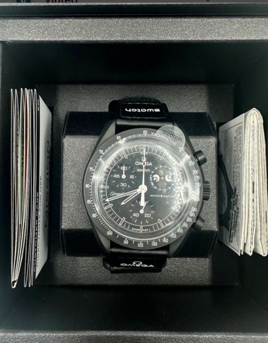 Relógio Swatch Omega Snoopy