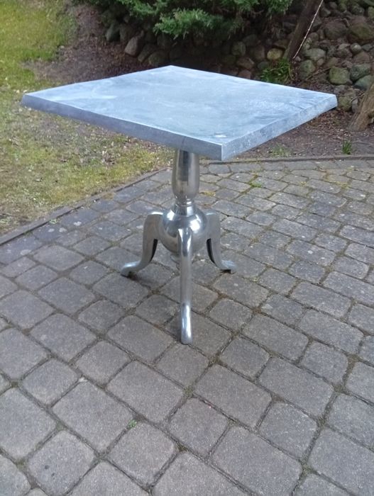 Stolik aluminiowy 55x55x62