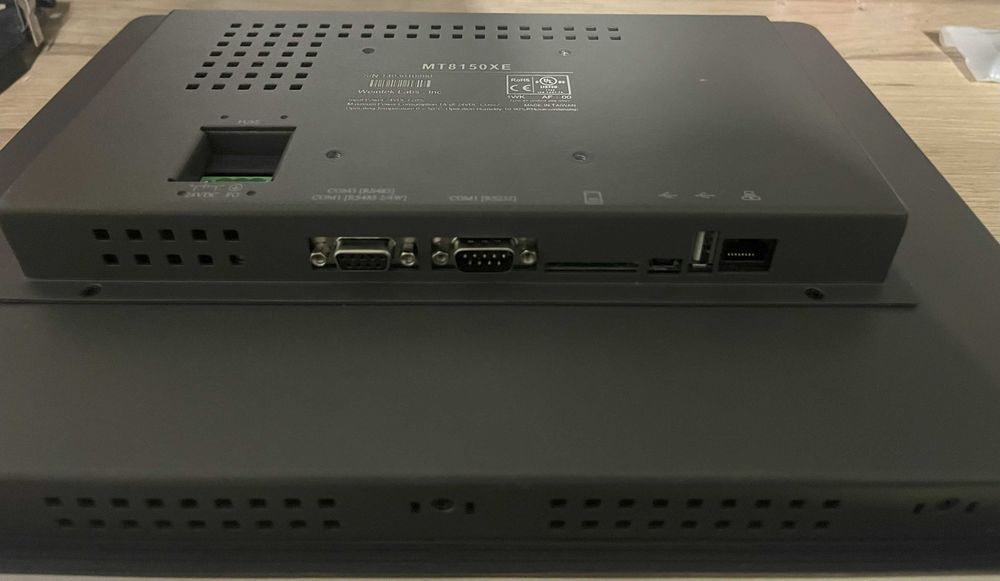 Consola HMI Weintek MT8150XE