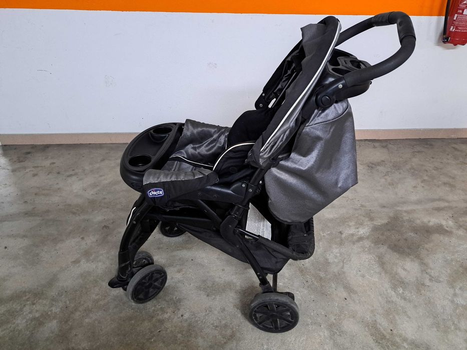 Carrinho Bebé Chico