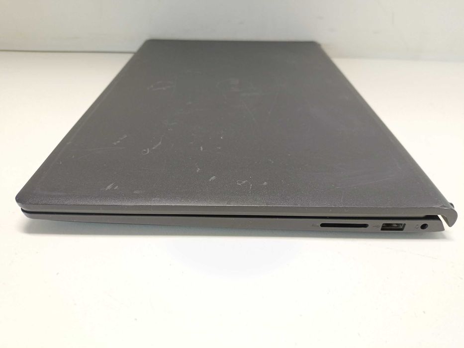 Dell Vostro 15 3515 Ryzen 5 3450U 8Gb 256Gb SSD Radeon Vega 8 15.6"