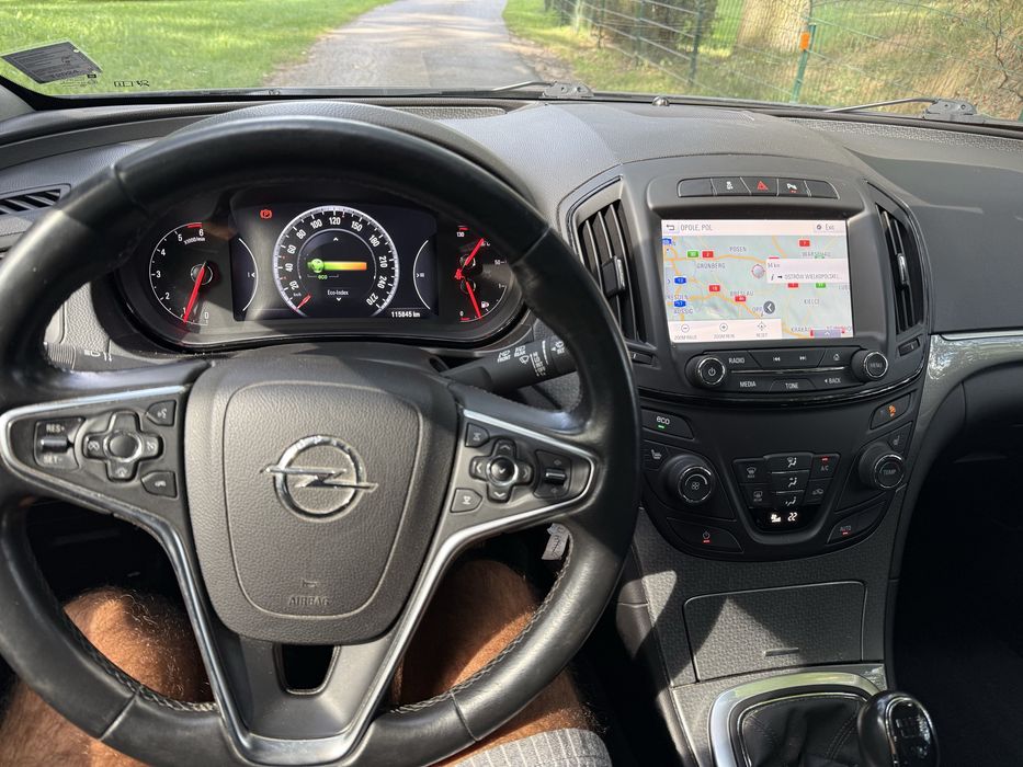 Opel insignia , ASO , nowy rozrzad Super Stan tylko 115 000 przebiegu