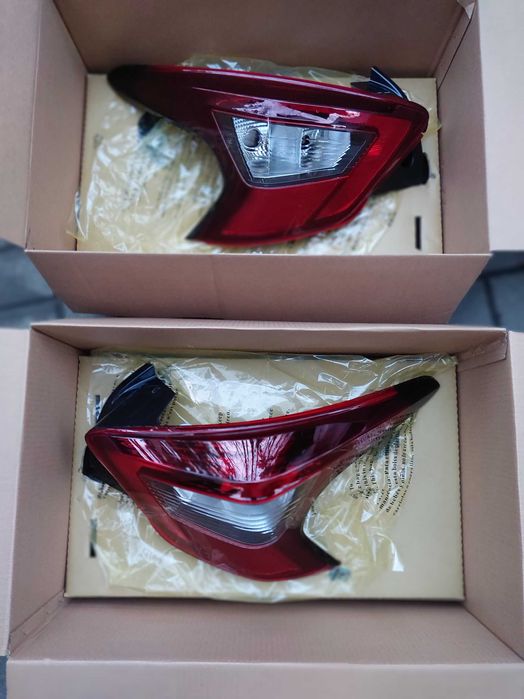 NISSAN MICRA K14 lampa tył nowa