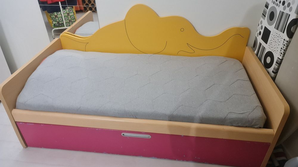 Cama infantil de madeira quarto criança