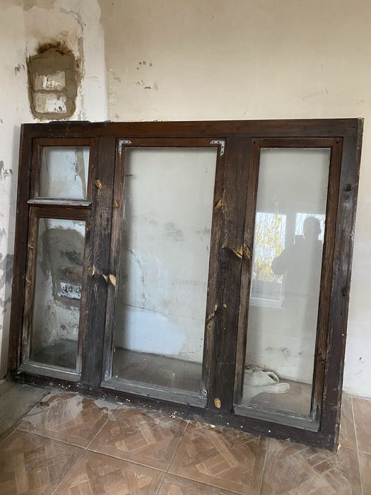 Двері, вікно деревяне