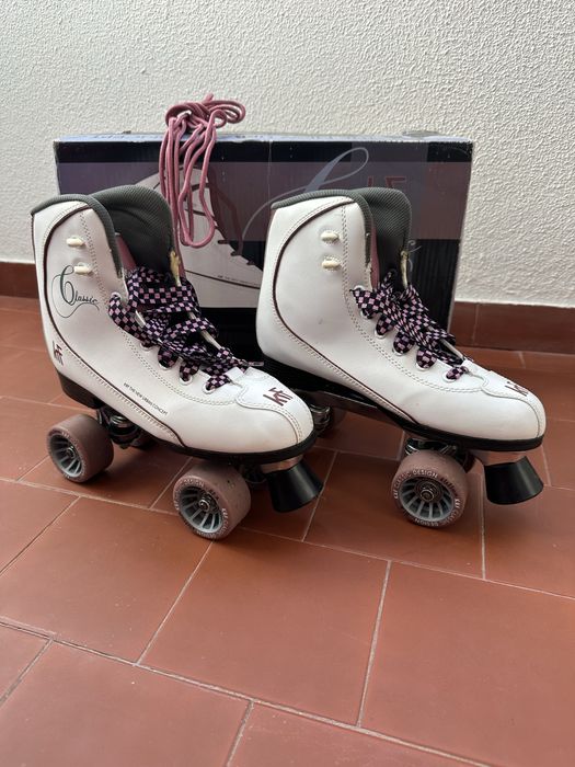 Vendo Patins 4 Rodas