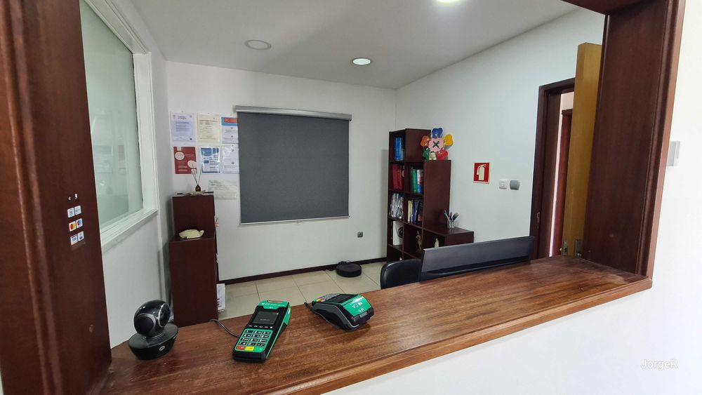 Passa-se Clínica de Medicina Dentária