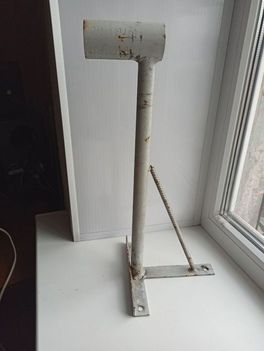 Кронштейн для спутниковой тарелки, антенны