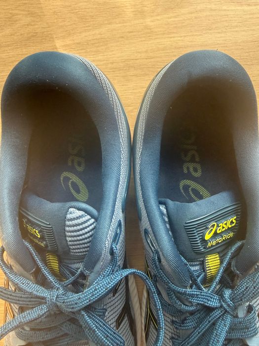 Buty Asics Meta Ride R. 44.5