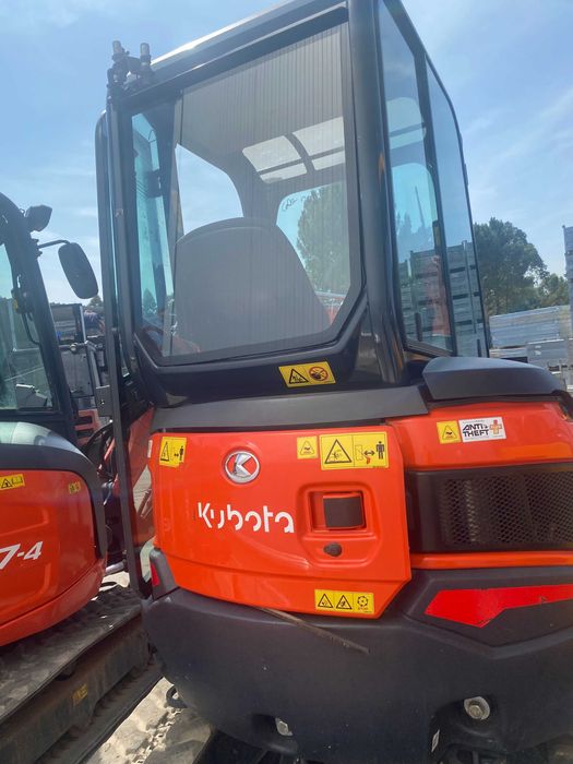 KUBOTA U27-4 de 2021