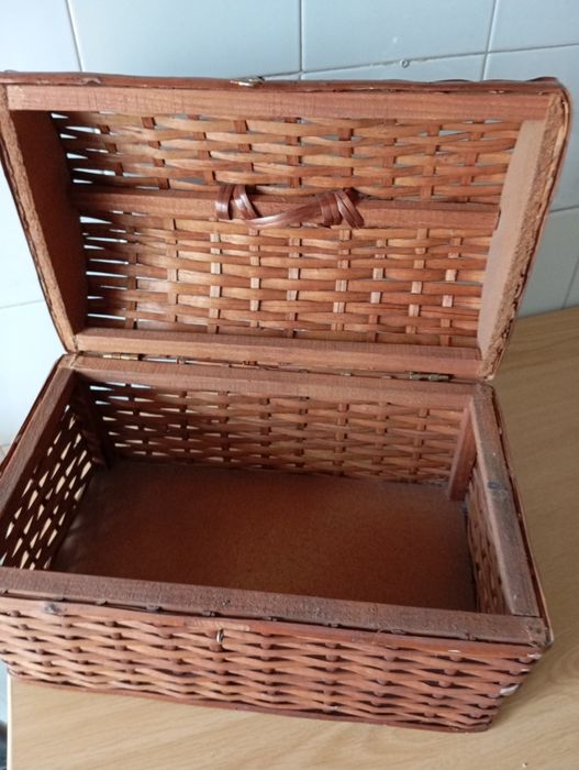 Cesto verga antigo