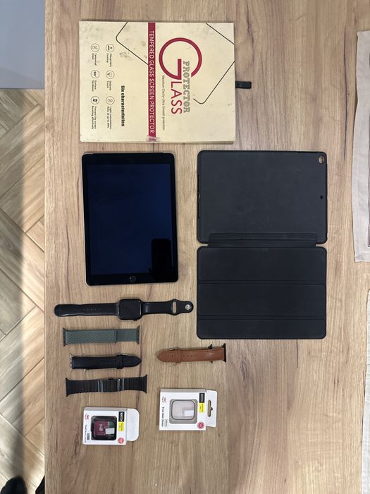 iPad Air 2 i Apple Watch series 8 45mm dodatki