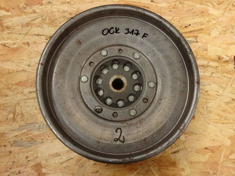 dwumasa s tronic  audi a4 b8 b9 a6 c7 a7 0CK 105 317 F czesci