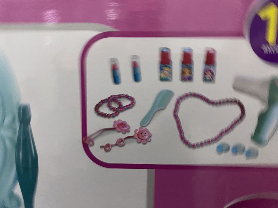 Детская косметика, детское трюмо, столик для макияжа, косметика