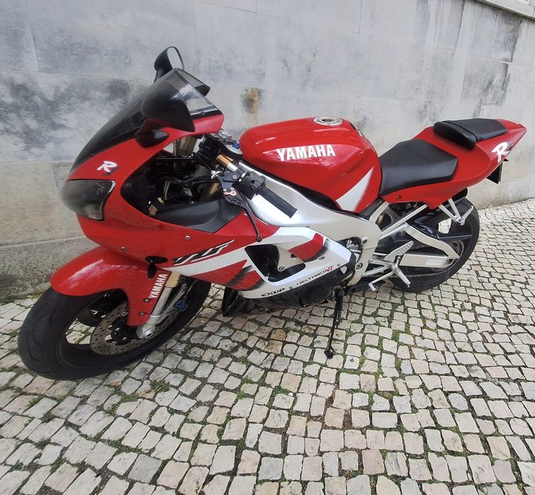 Yamaha YZF R1 1000cc - 2002