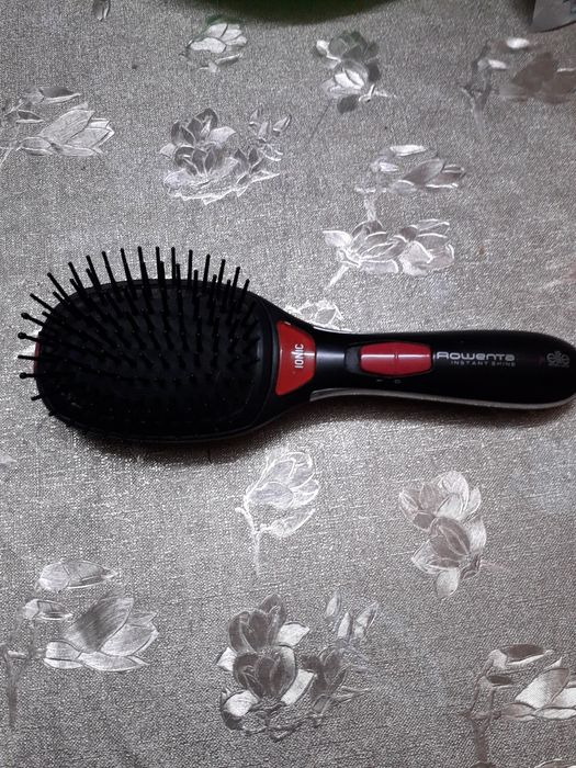 Расческа Rowenta