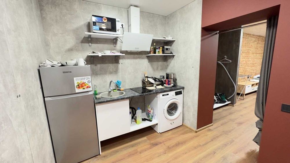 ОРЕНДА квартири студія +спальня центр Бр.Рогатинців Площа ринок