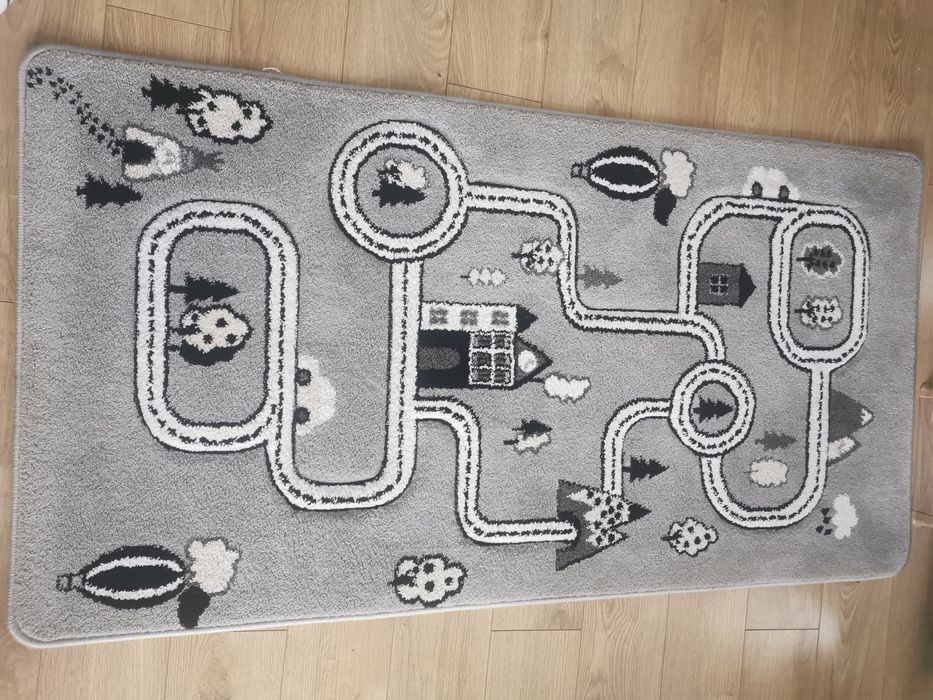 Dywan dziecięcy Petit Town Łuszczów 80 x 150 szary